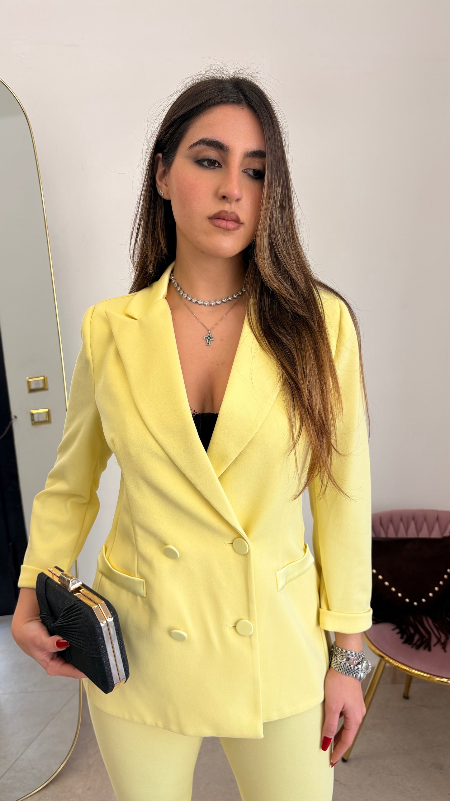 Elizabeth's suit