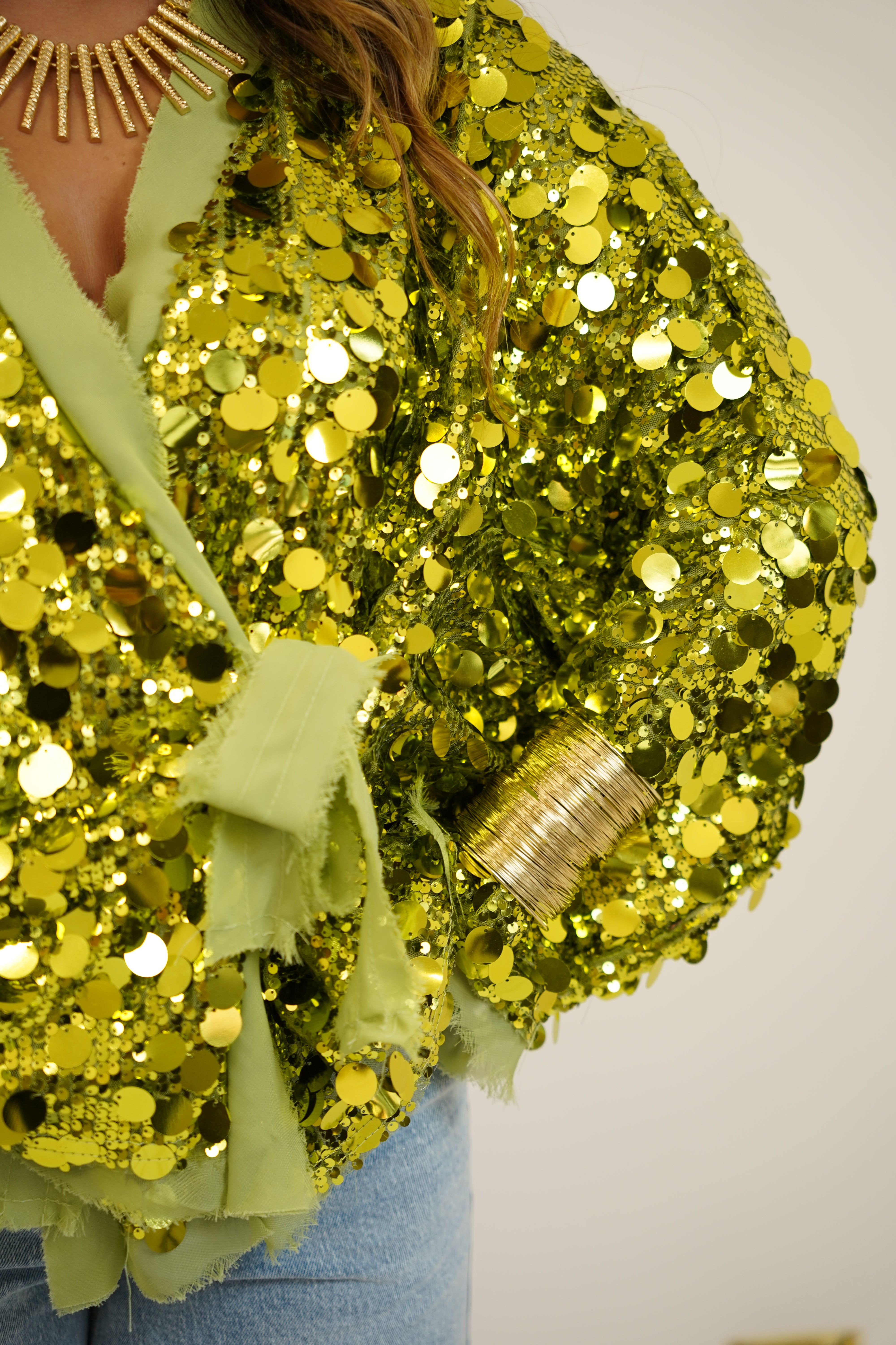 KIMONO CON PAILLETTES VERDE ACIDO