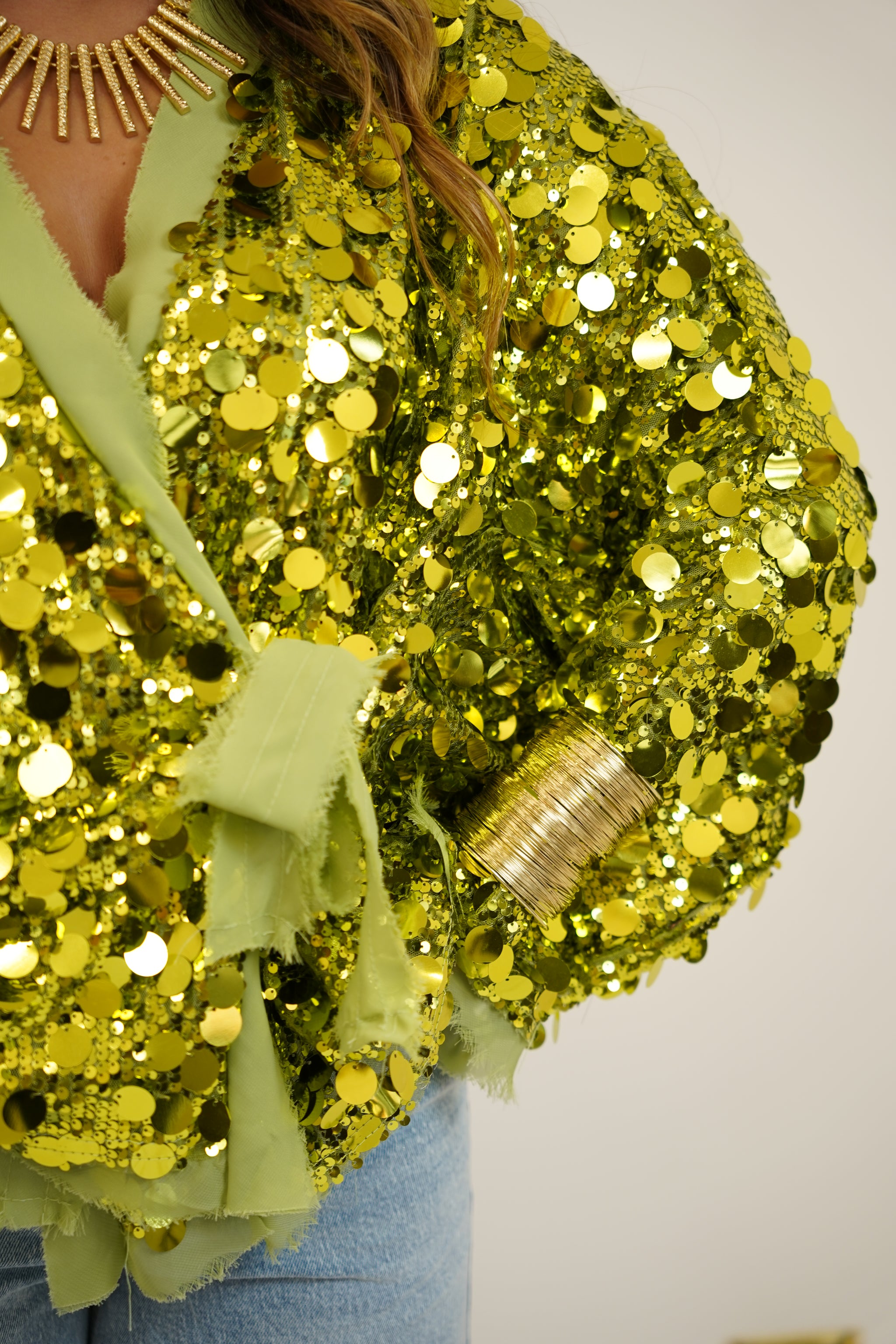 KIMONO CON PAILLETTES VERDE ACIDO