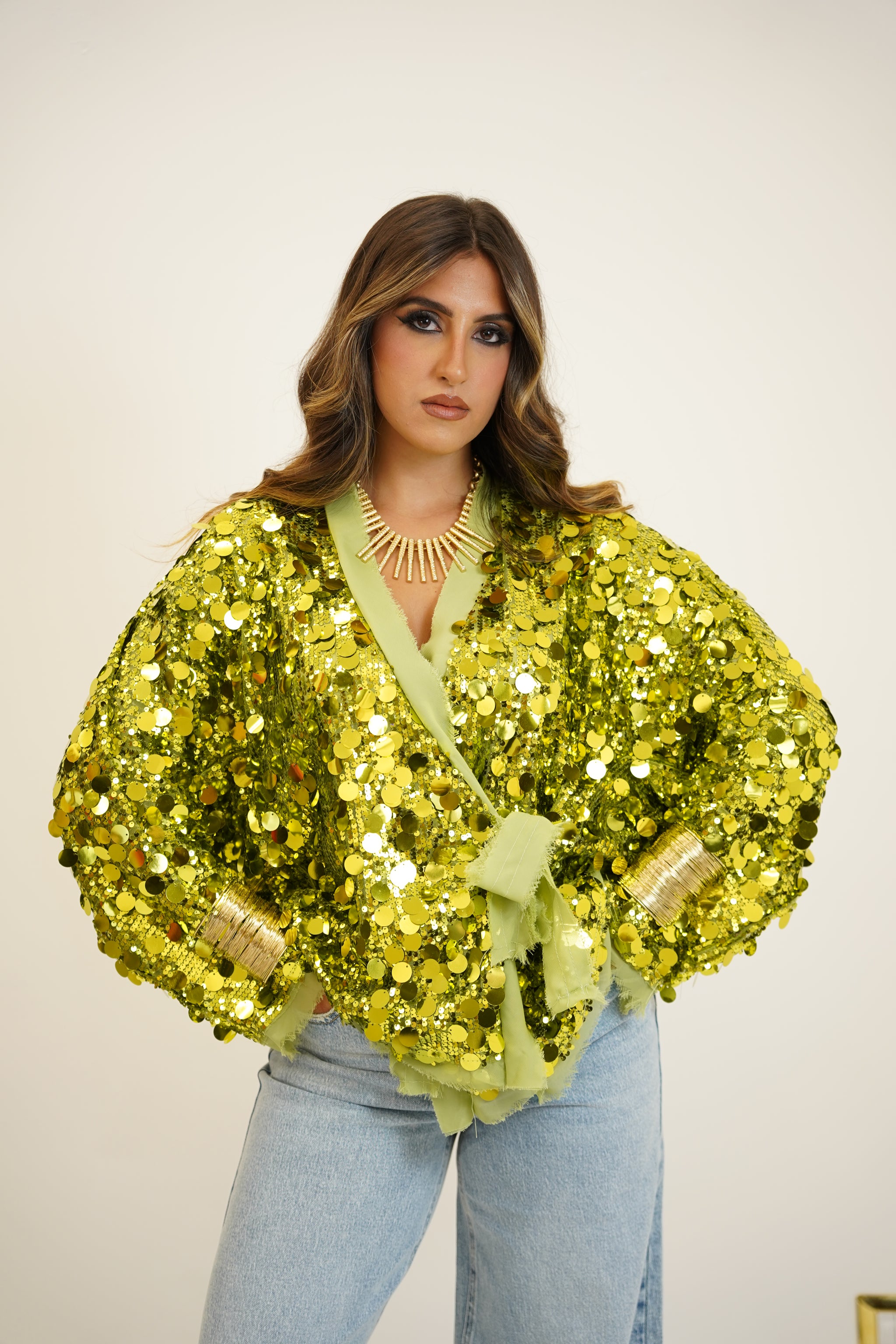 KIMONO CON PAILLETTES VERDE ACIDO