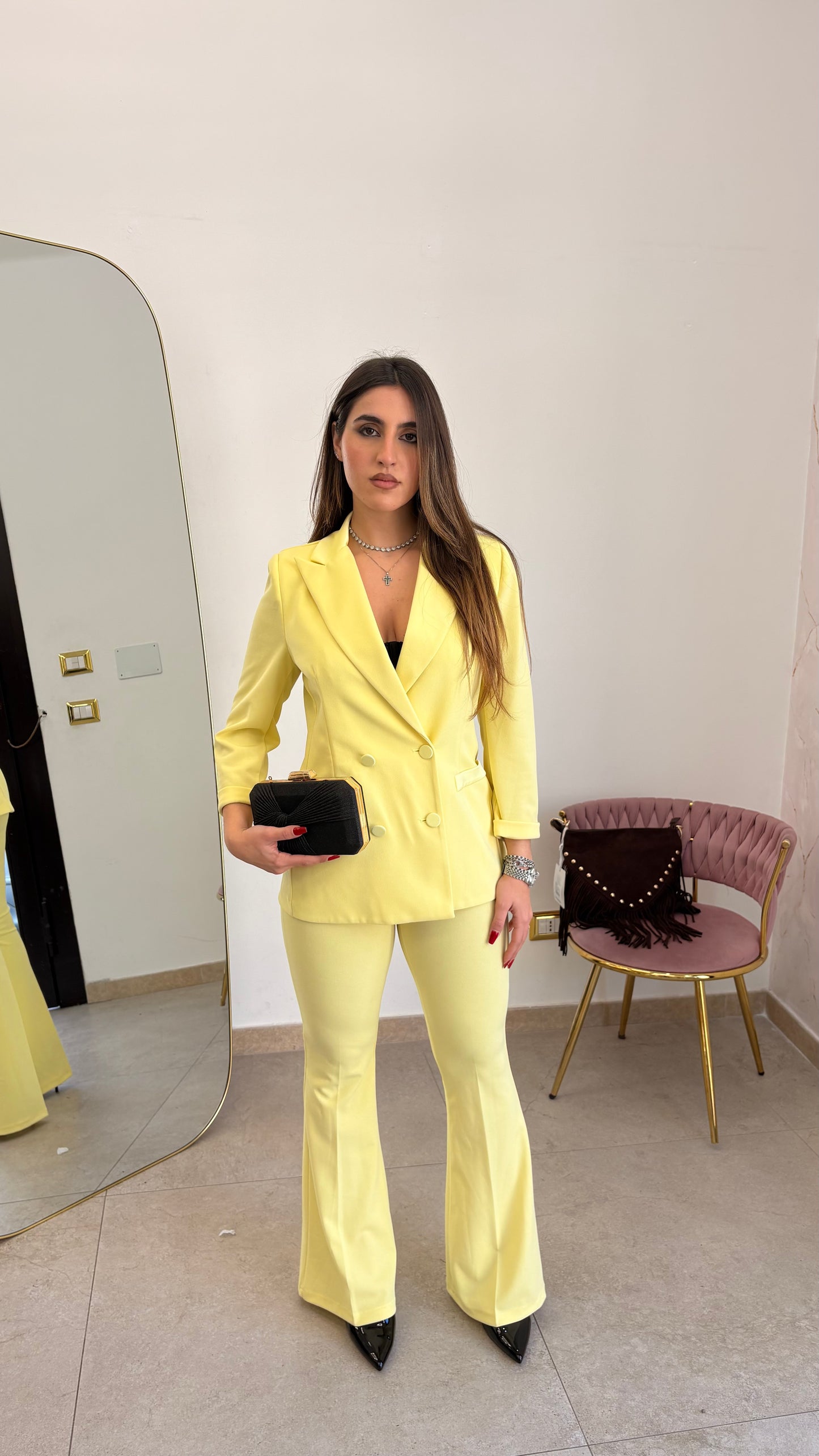 Elizabeth's suit